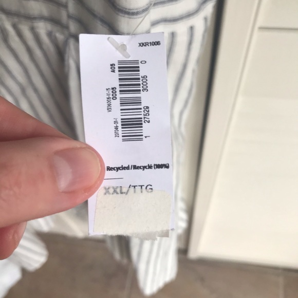 Old Navy Women’s Dress - Picture 5 of 5